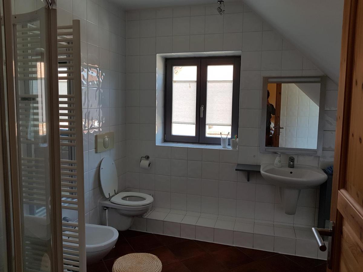 Grosse Wohnung / Haushaelfte In Peetzig Am See Angermunde Exterior photo